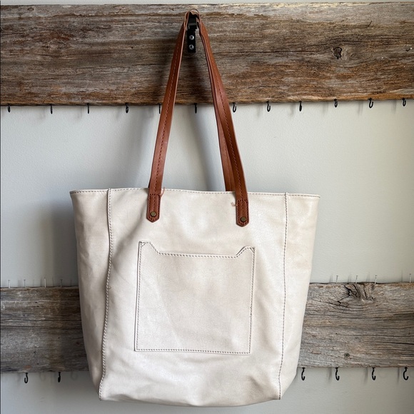 Universal Thread Handbags - Universal Thread Cream and Brown Tote Bag